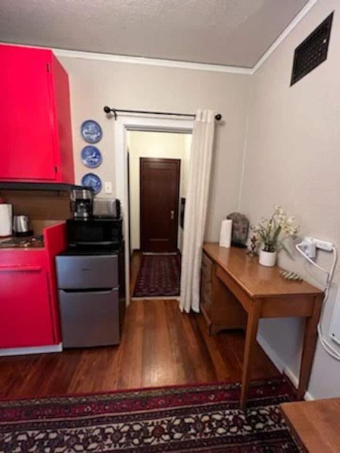 Serene Charming Private Suite Patio, Upscale Бъркли Екстериор снимка